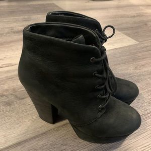Steve Madden Raspy Booties